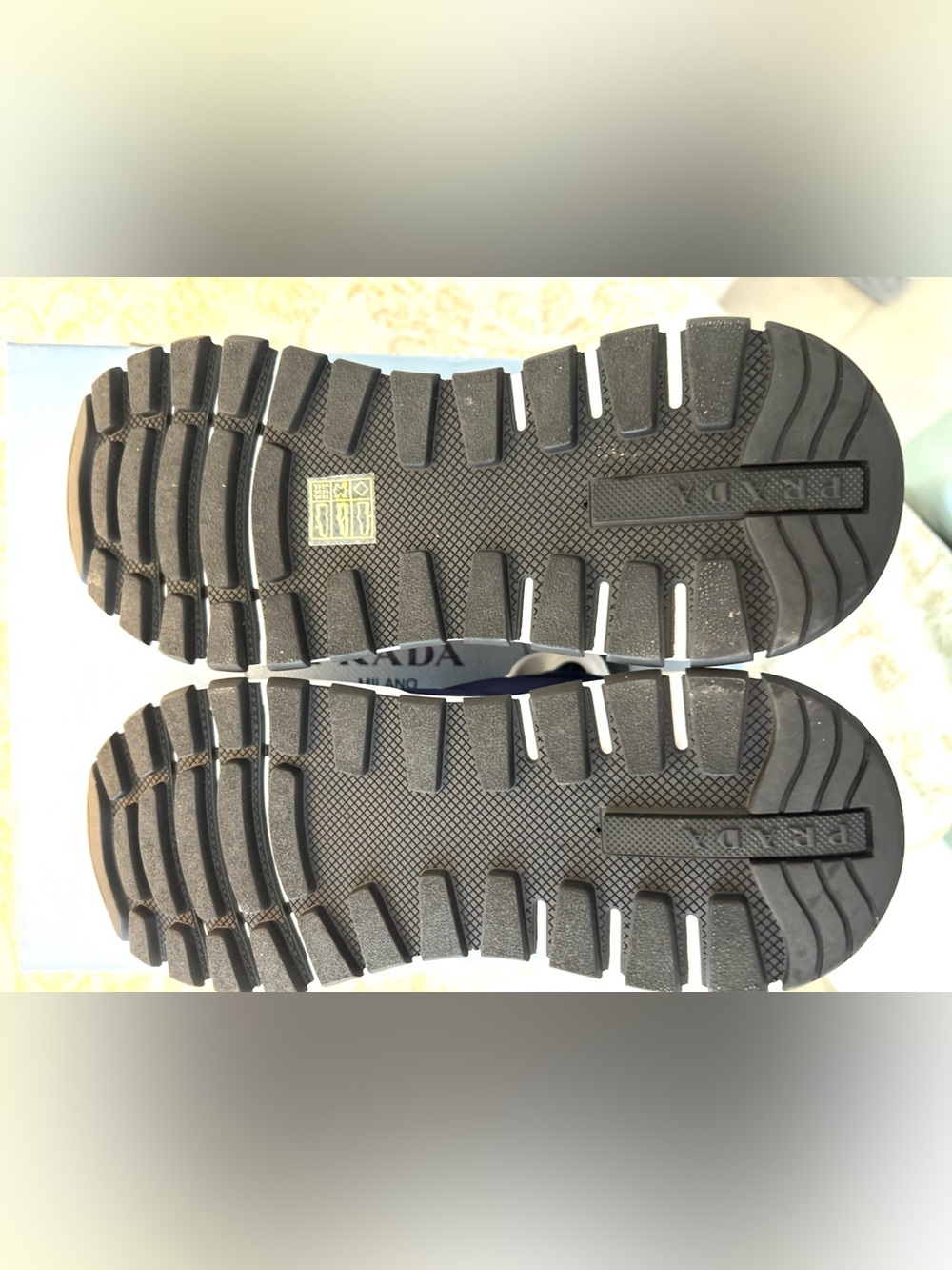 DEAL DEAL DEAL. PRADA Nylon PRAX Sneakers - 1E245L -  Blue White $200 discount - Picture 9 of 12